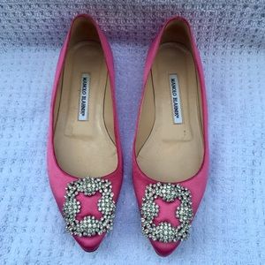 Manolo Blahnik Hangisi Flats 36